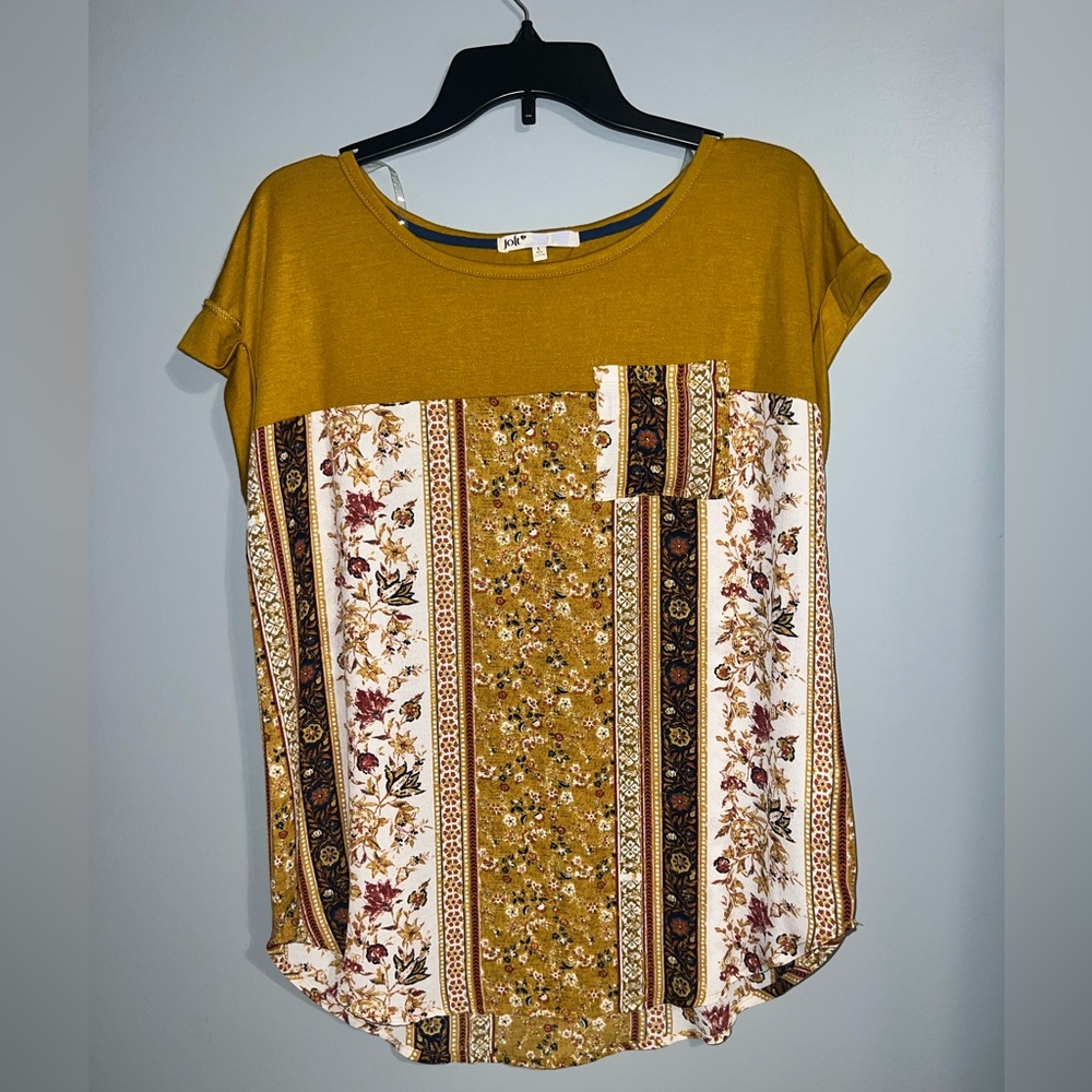 Jolt Yellow Gold Boxy Short Sleeve Tee